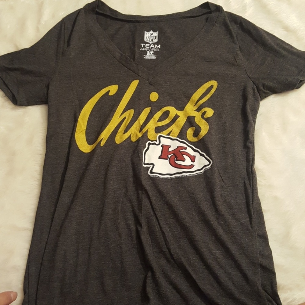 Chiefs shirt on